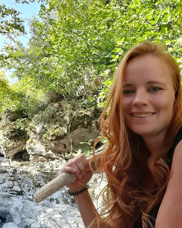 Η μαία Lisa Boremski στη φύση